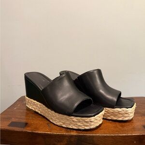 Kenneth Cole Reaction Black Wedge Sandals size 8